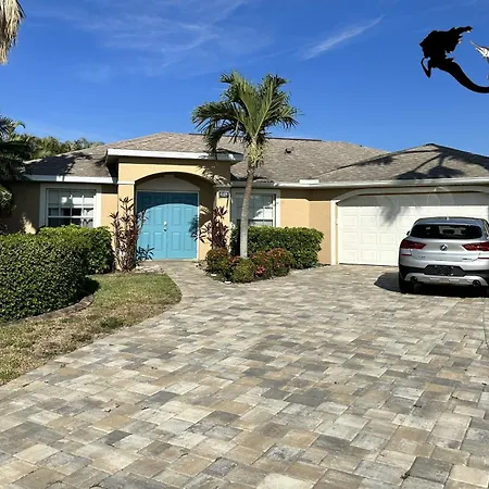 Mermaids & Marlins Private House & Pool Cape Coral Exterior photo